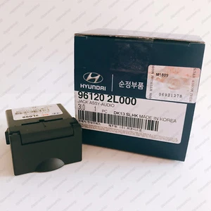96120 2L000 Genuine OEM AUX ipod USB Jack Assy for 2006 2011 Azera Grandeur TG i - Picture 1 of 4