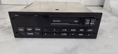 92 93 94 95 96 97 OBS Ford F150 F250 F350 BRONCO AM/FM Cassette Radio OEM.  Foto 1 de 4