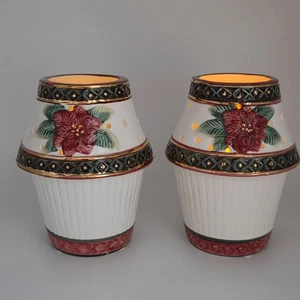 Juego de 2 candelabros de luz de té Classic Traditions detalles de oro de 24 quilates de pascua - Imagen 1 de 11