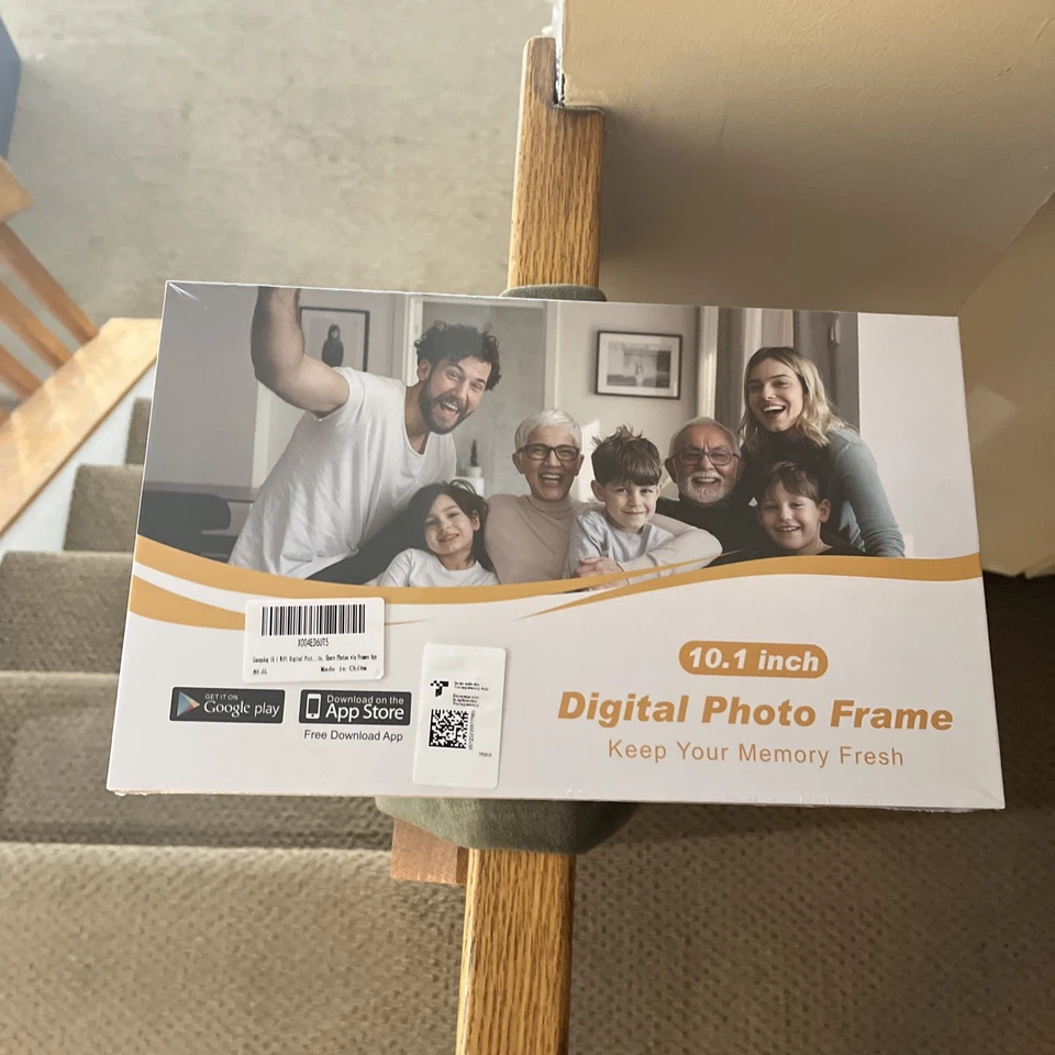 10.1" Digital Photo Frame - Image 1 of 1