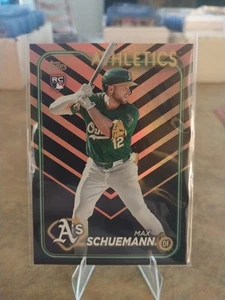 2024 Topps Update Series - Max Schuemann #US220 Holiday (RC) - Picture 1 of 2