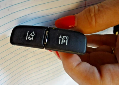 LINCOLN MKS 13 14 15 16 AUTO PARK LANE KEEP ASSIST SWITCH BUTTON - Изображение 1 из 4