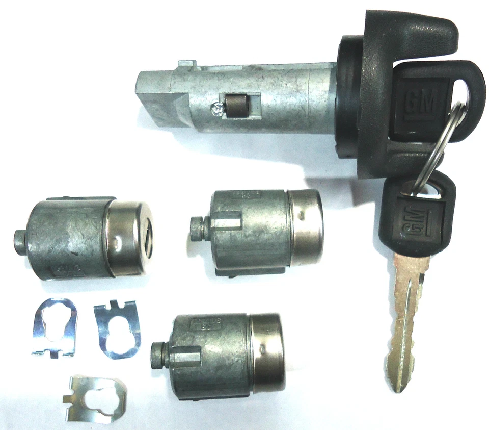 NEW CHEVY GMC OEM 95-97 Ignition Key Switch Cylinder & Door Lock Set W/ 2 Keys - Image 1 of 1