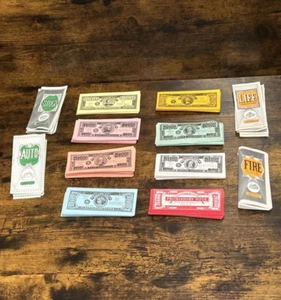 ORIGINAL Vintage Game of Life Milton Bradley Replacement Money & Policies - Picture 1 of 3