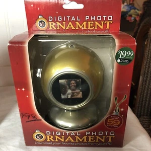 FSG Digital Photo Gold Ornament 59 Photo Capacity 1.5“ Screen Hang or Tabletop - Picture 1 of 2