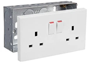 13A 2 Gang White Twin Double Switched Wall Socket + 35mm METAL WALL Back Box  - Picture 1 of 1