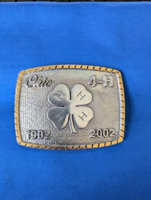 Hebilla de cinturón Ohio 4-H 100 años conmemoración 1902 a 2002 vintage 3" x 4" Foto 1 de 3