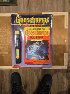The Goosebumps Book & Light #1 Tales to Give You Goosebumps **SEALED** HTF - Picture 1 of 11