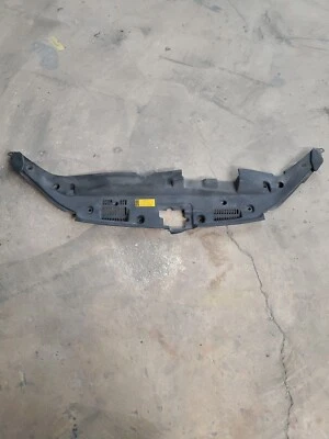 2014 - 2019 TOYOTA HIGHLANDER PAINEL SUPERIOR RADIADOR FRONTAL FABRICANTE DE EQUIPAMENTO ORIGINAL 532950E070 - Imagem 1 de 4