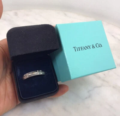 Anillo Streamerica de diamantes de oro blanco de 18 quilates de TIFFANY & CO para hombre talla 12,25 7,21 gramos Foto 1 de 4
