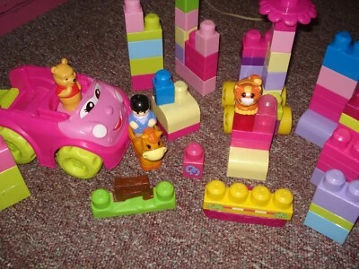 ~OVER 70 ! MISC. DUPLO BLOCKS & PEOPLE & ACCESSORIES...10.99 - Image 1 of 4