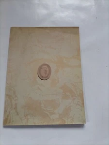 News Trussardi 1986 - Catalogo - Moda - Marcella Bella - Fashion 94 Pagine - Foto 1 di 6