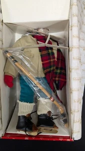 The Ashton-Drake Galleries "Brian" de Stewart Sherwood Winterfest Collection #78 - Imagen 1 de 17