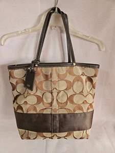 Borsa Coach vintage tote bag jacquard firma n. D06K-10125 marrone cachi - Foto 1 di 24