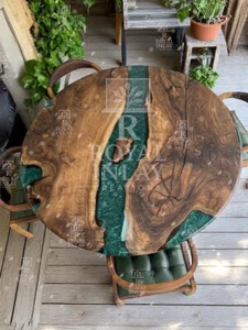 Green Round Resin River Table – Handmade Modern riverflow Centerpiece - Picture 1 of 11