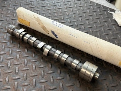 Wisconsin EA-102 Camshaft for VF4D new old stock with some rust - see photos - Изображение 1 из 4