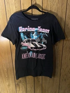 Men’s Car Graphic Tee Size Medium - Picture 1 of 3