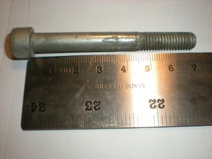 Front Brake Disc Bolt, Screw BMW  R1100 R60 R65 R75 R80 R850 R90, # 07119901038 - Picture 1 of 1