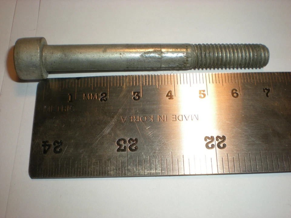 Perno de disco de freno delantero, tornillo BMW R1100 R60 R65 R75 R80 R850 R90, # 07119901038 Foto 1 de 1