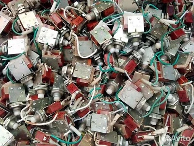 8pcs Mini Push Button Switch SPDT Momentary Silver Bakelite USSR White USSR - Image 1 of 4