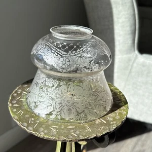 ANTIGUA LÁMPARA DE VIDRIO GRABADO AL ÁCIDO ESMERILADO VINTAGE PANTALLA DE LUZ FLORAL 2 1/4" INSTALADOR - Imagen 1 de 24