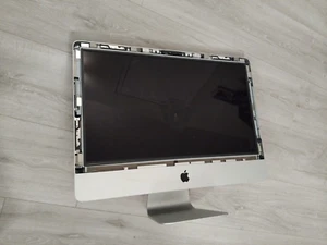 Apple iMac A1311 2011 21.5" i5 Intel - FOR PARTS Does not power up Glass cracked - Picture 1 of 8