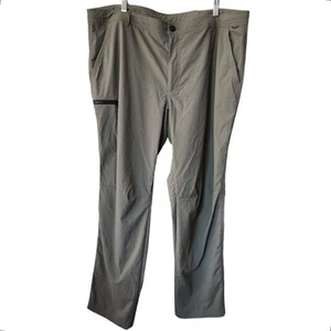 REI Co-op Trailmade Pants Men's 42x30 Lightweight Nylon Hiking Outdoor Green - Picture 1 of 12