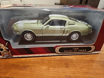 Литая модель Shelby GT 500kr 1968 1:18 Road Signature (WN) - Изображение 1 из 4