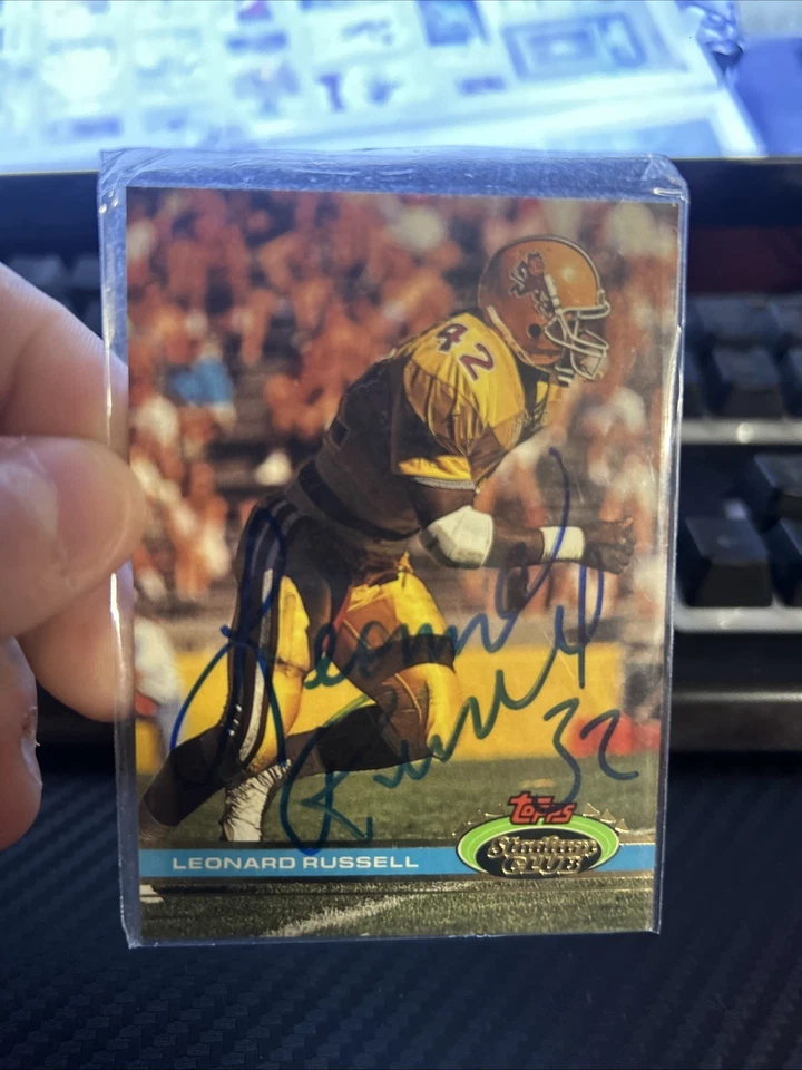 1991 Topps Stadium Club - Leonard Russell #435 (RC) - Image 1 of 2