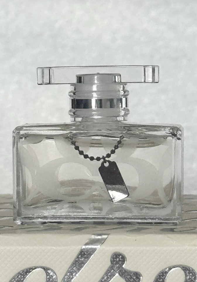 COACH Signature EST. Eau De Toilette Splash 1941 mini 0,17 oz Foto 1 de 1