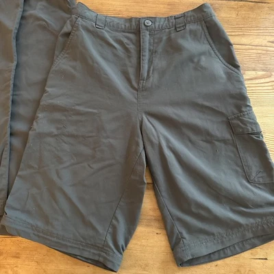 Boys Columbia Omni Shade gray Convert hiking pants Shorts, adjustable Size XL - Image 1 of 4