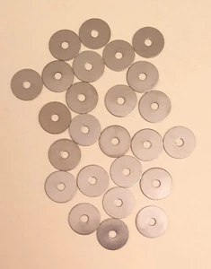 Lot de 25 Rondelles plates M3 larges - Picture 1 of 1