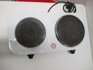 AFK DKP 25007 Doppelkochplatte, 2500 W, 2 stufenlos regelbare Thermostate Gut - Bild 1 von 7