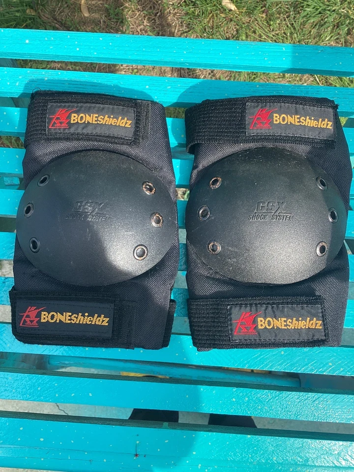 Equipo de protección de patinaje en línea y sobre ruedas BoneShieldz Foto 1 de 1