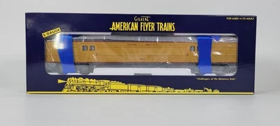NIB American Flyer Union Pacific 6-49927 Streamlined Baggage Passenger Car - Image 1 of 4