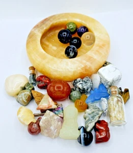 HUGE Lot of Over 30 Crystal Carvings in a Calcite Bowel, ALMOST 2 LBS CONFETTI - Picture 1 of 8