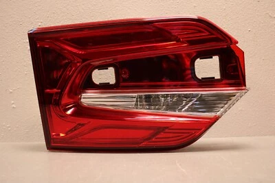 Luz trasera interior maletero Honda Odyssey 2018 2019 2020 2021 2022 lado izquierdo Foto 1 de 4
