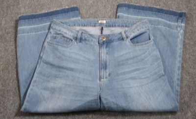 Pantalones de mezclilla Reba para mujer 10 azules dobladillo áspero capri sin bolsillos traseros McIntyre Foto 1 de 4