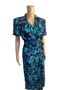 Vintage Maggy London Seide Wickelkleid Gr. 12 blau Blumen V-Ausschnitt Boho gebraucht, in einwandfreiem Zustand - Bild 1 von 24