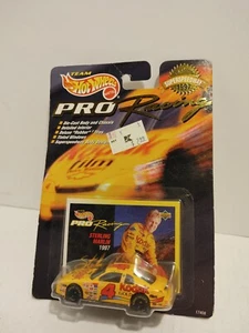 NASCAR Hot Wheels Pro Racing Superspeedway 1997 Car w/ Card - Sterling Martin #4 - Picture 1 of 3