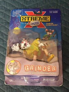 X-Treme Petz GRINDER Mean Mongrel Rollerblades Play Along 2000 4.5" New - Picture 1 of 5