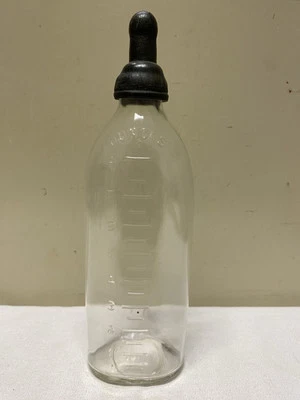 Винтажная бутылочка для новорожденного из овального стекла градуированная 8 унций с резиновым верхом - Изображение 1 из 4