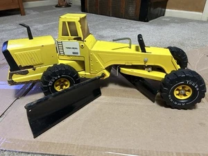 1984 VINTAGE Tonka Mighty Turbo Diesel No. 3945 Road Grader GOOD ORIG CONDITION - Picture 1 of 6
