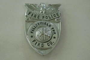 Vintage Fire Department Badge Fallowfield TWP Obsolete - Imagen 1 de 2