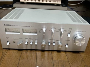 Yamaha CA-R1 Natural Sound Stereo Integrated Amplifier Meter s'allume - Afbeelding 1 van 7