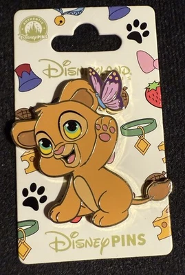 Значок Нала с королем львом Disney DLP 2025 - Изображение 1 из 3