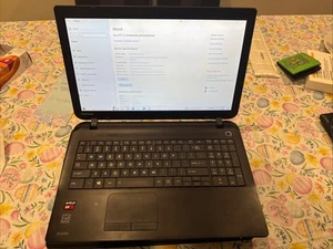 Toshiba Satellite C55D-B5310 AMD A8-6410 2GHZ /8GB RAM, 240GB SSD - Afbeelding 1 van 4
