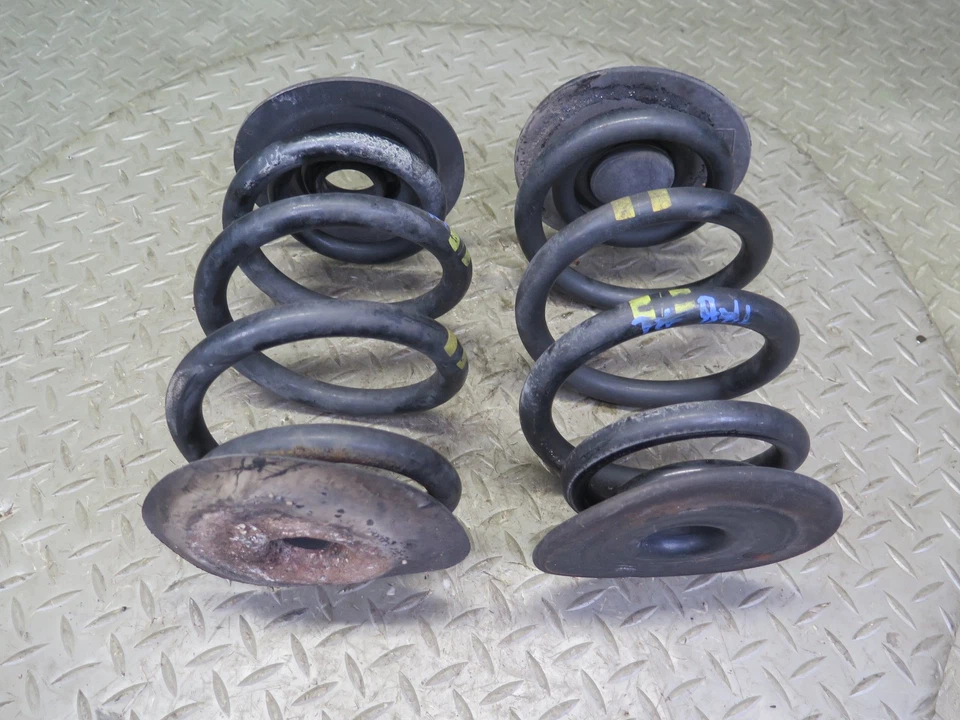 01-06 BMW E46 330ci JUEGO DE 2 MUELLES HELICOIDALES TRASEROS IZQUIERDO Y DERECHO OEM Foto 1 de 4