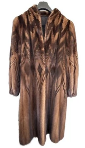 MINK FUR COAT Fully Stranded Chevron Cut Demi-Buff Ranch Monk Inserts IMMACULATE - Picture 1 of 8