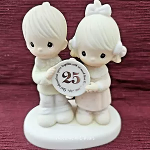 Precious Moments 25th Anniversary 1983 E-2857 God Blessed Our Years Together - Bild 1 von 15